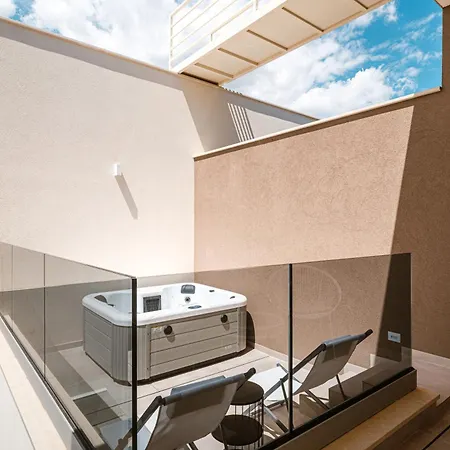 Eleia Domos - Aurea 4*