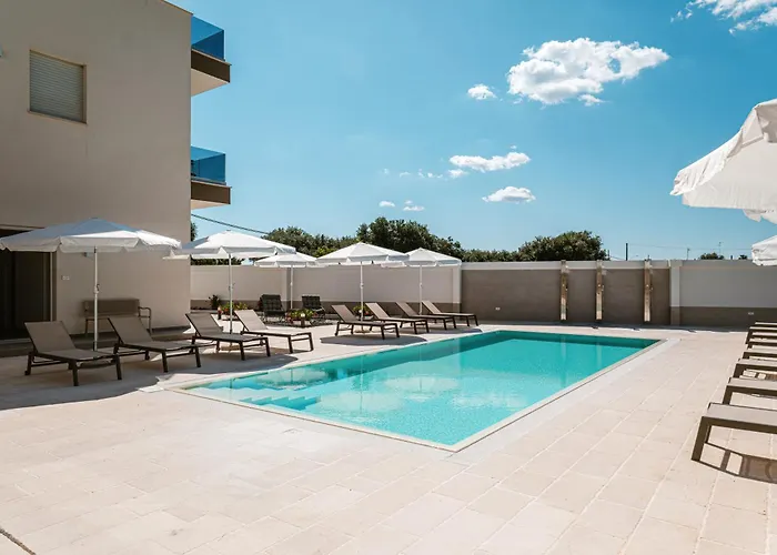 Pensionat Eleia Domos - Aurea Monopoli