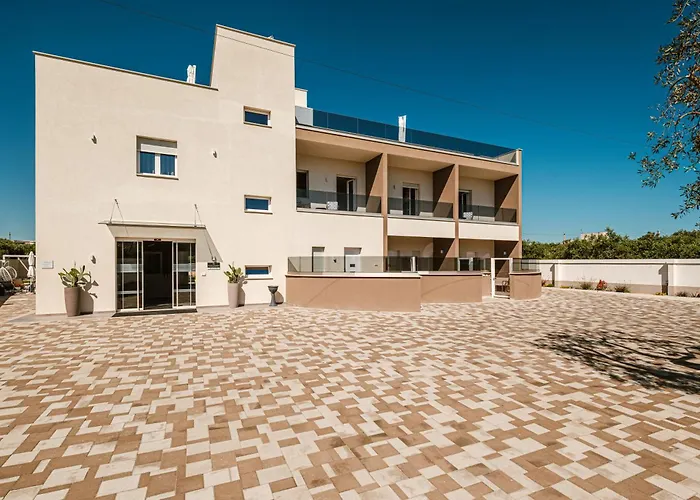 Eleia Domos - Aurea Pensionat Monopoli